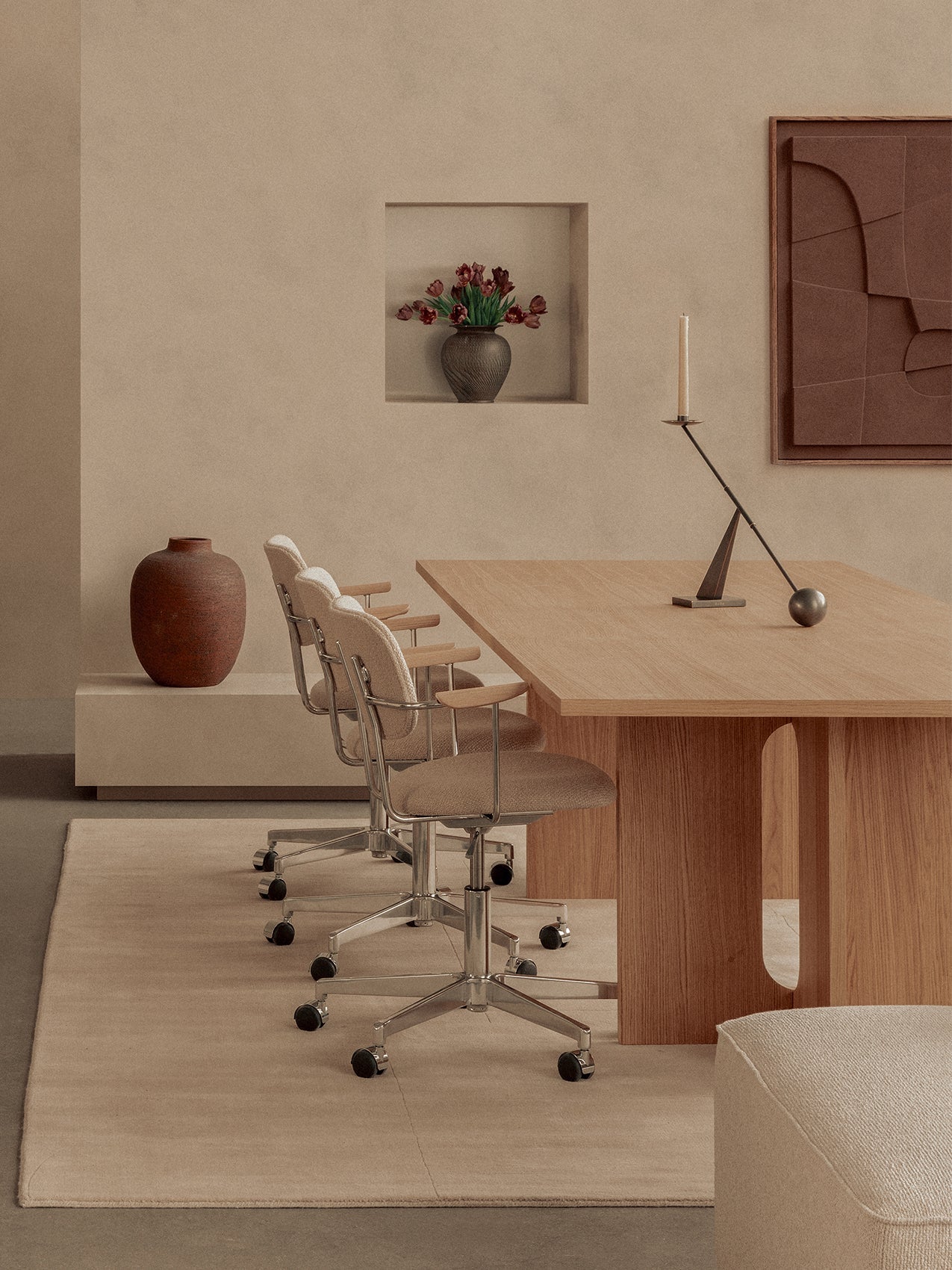 Fully Upholstered Task Chair with Armrests Polished Aluminium Base