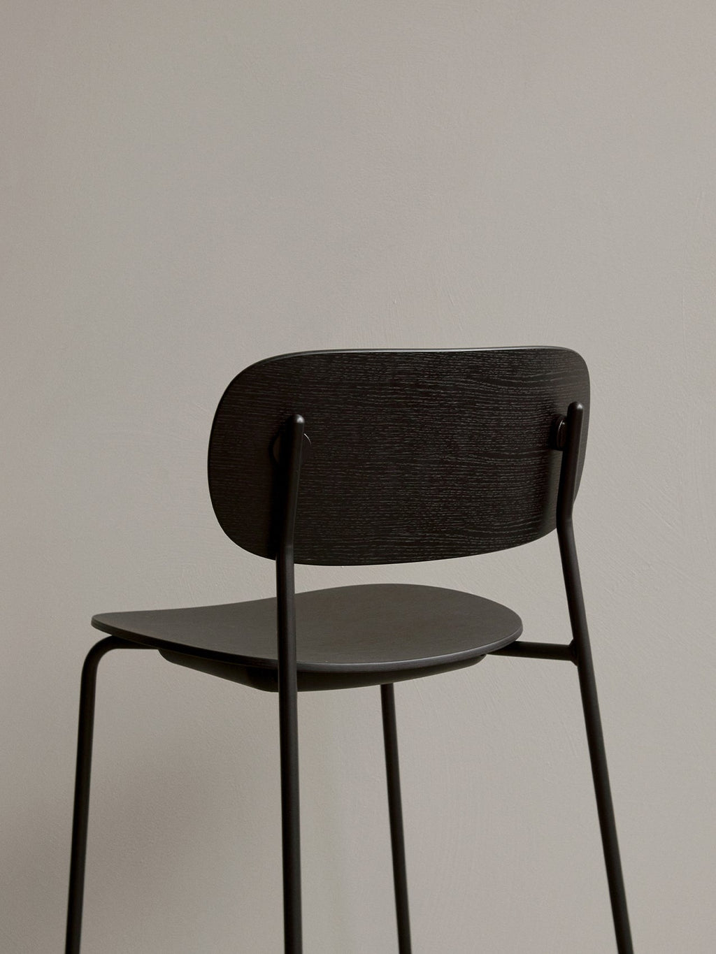 Contoured Bar Chair with Wood Veneer ¨C Stackable, Footrest Included