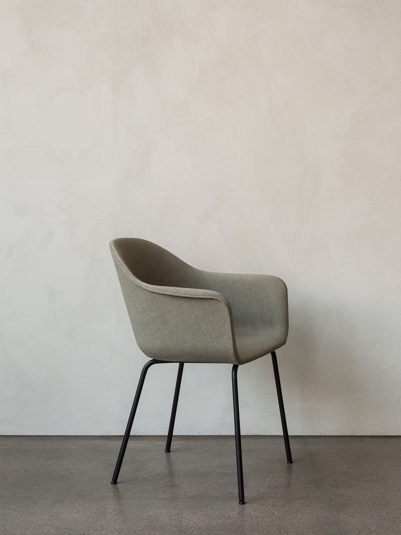 Upholstered Dining Chair, Black Steel Base ¨C High Back, 25mm Foam Seat