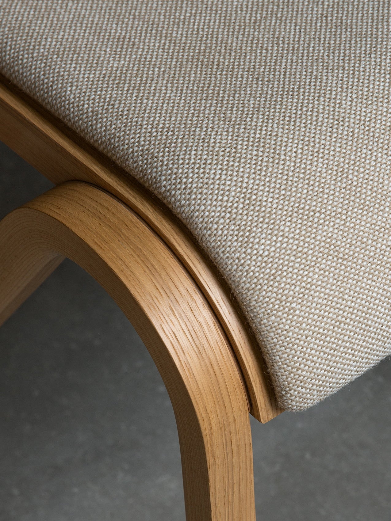 Cantilevered Dining Chair, Upholstered Seat ¨C Oak Veneer, Stackable