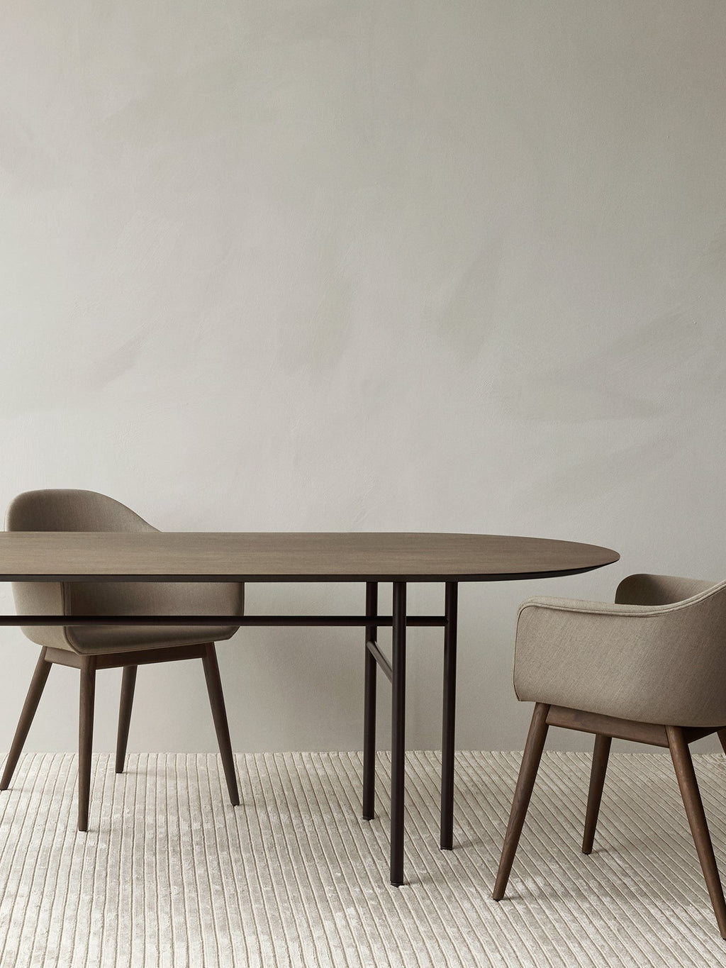 Upholstered Dining Chair, Wooden Base ¨C High Back, Outward Armrests