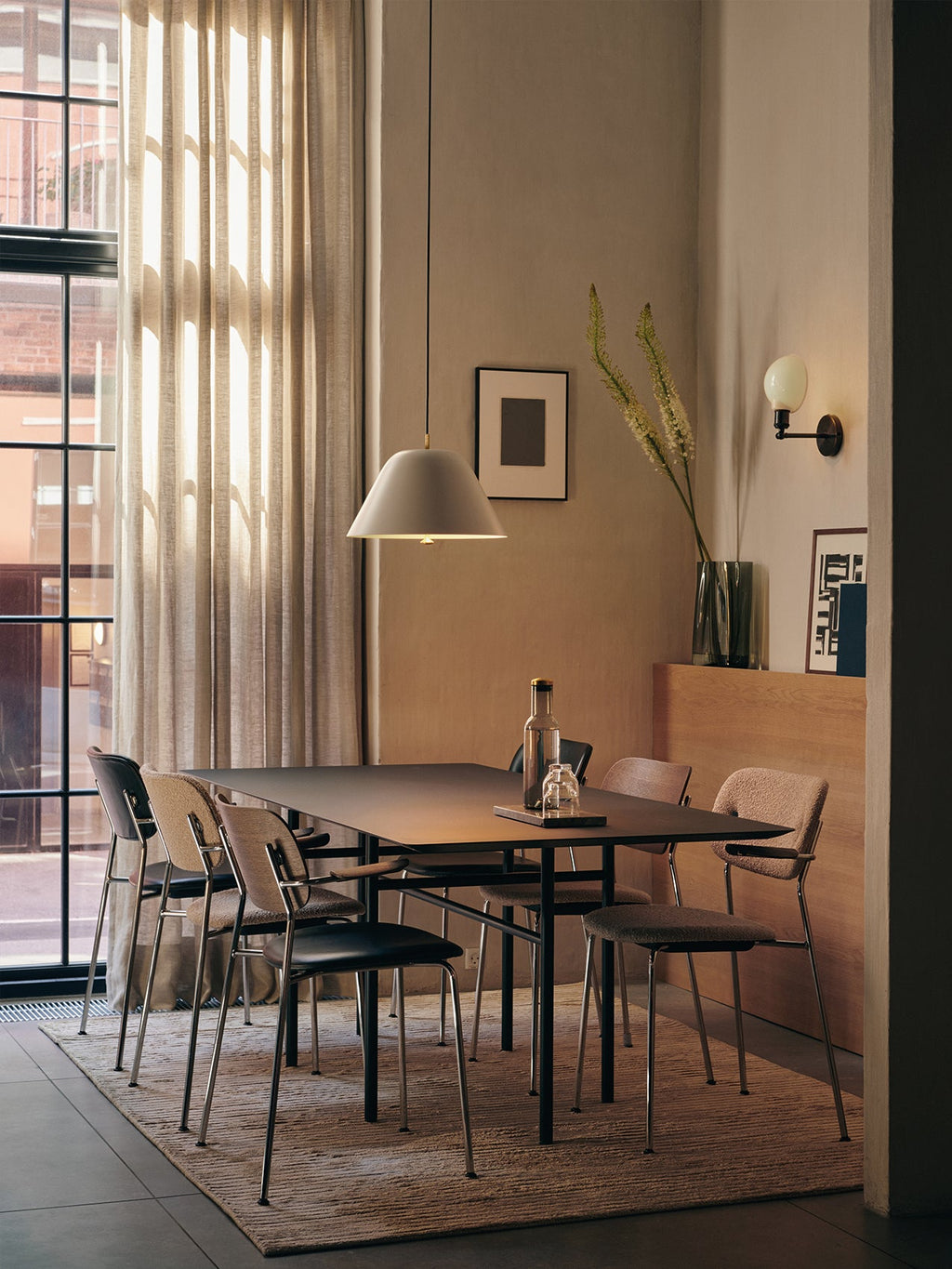 Dining Chair with Armrests, Upholstered Seat ¨C Black Frame, Stackable